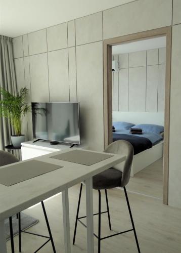 TOP URBAN APARTMENT - free parking, green energy, modern style, Bratislava (photo 5)