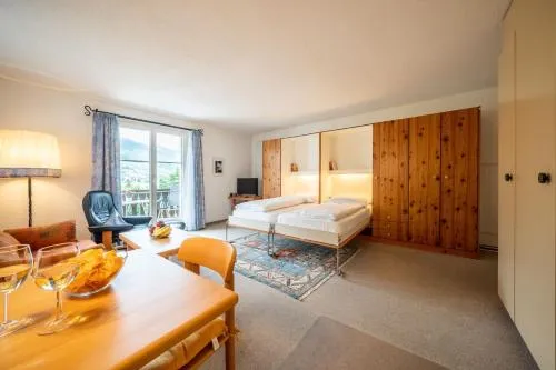 3306 Charmante 1,5-Zimmer-Wohnung mit Talblick in Vulpera, Schweiz