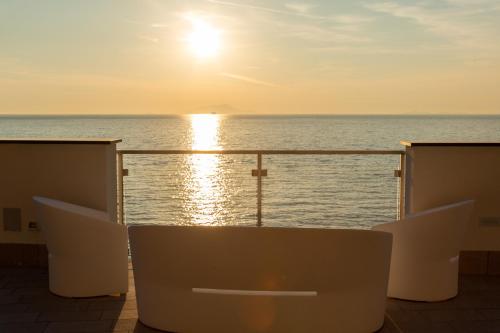 Hotel Giosue' a mare in Meta