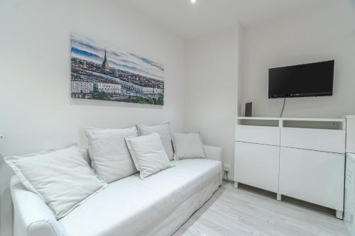 Crocetta District! Bright & Roomy Apartment, Turin