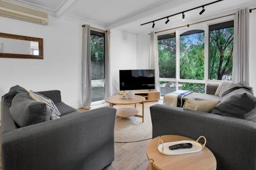 Haven at Rye by Ready Set Stay - BYO LINEN & TOWELS, Rye (photo 6)