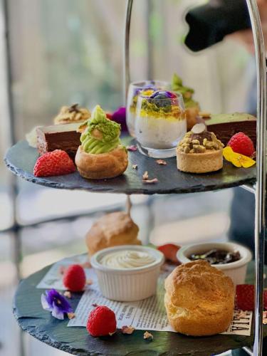 499673059 Radisson Blu Plaza Hotel Sydney