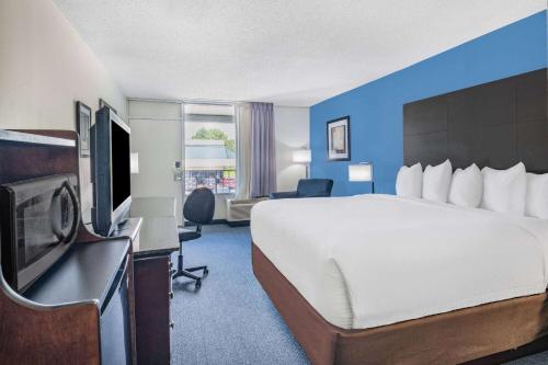 Days Inn and Suites by Wyndham Oxford