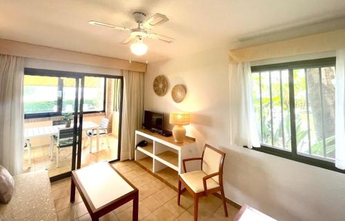 Apartamentos María Cristina Beach - image 7