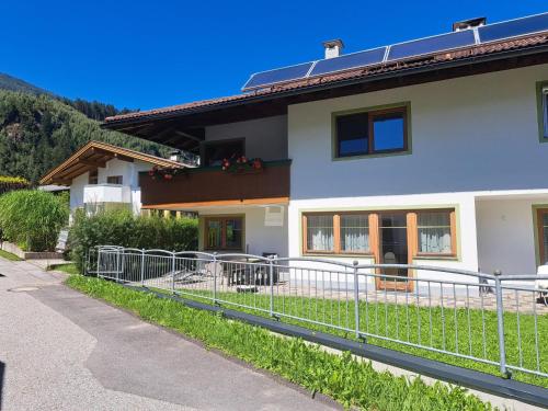 Apartment Kraftreich Apartments-1 by Interhome in Aschau, Österreich