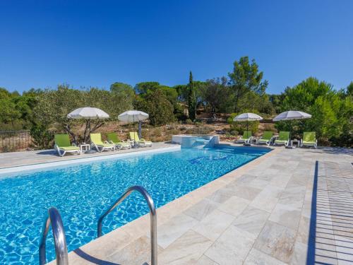 Holiday Home Les Garrigues d'Ozilhan - SHZ100 by Interhome