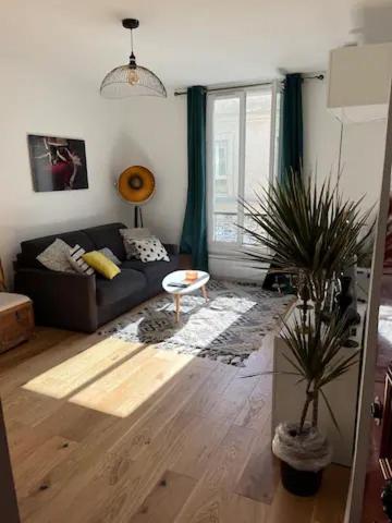 Appartement 2 pièces tout neuf Buttes Chaumont, Paris