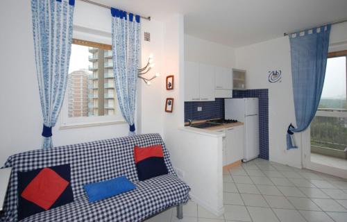 2 bedrooms, 3 beds