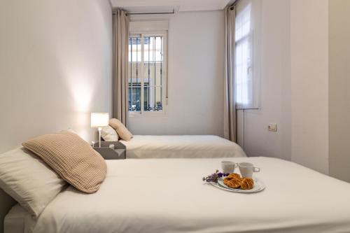 One-Bedroom Apartment image 4