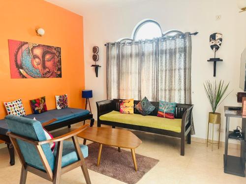 GR Stays - Arpora Duplex 3bhk Villa With Pool I Baga Beach 5 mins, Arpora (fotografie 9)