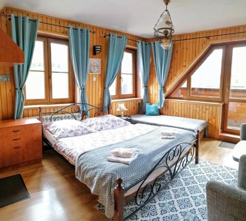 Triple Room with Balcony