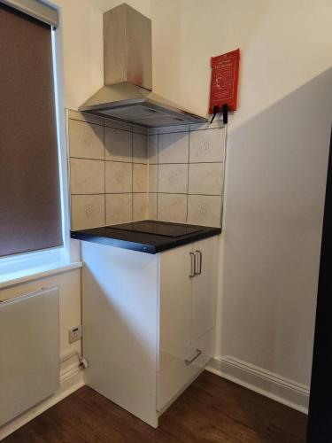 Studio - Sleeps 2 - Parking - Wifi