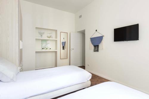 MILANO VOYAGER APARTMENT - 6 guests, 2 BD & 2 BH, Top neighborhood Milan city, Милан (фото 6)