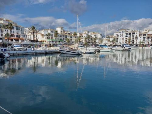 Puerto de la Duquesa MINIMUM 3 NUITS - Tap to explore photos