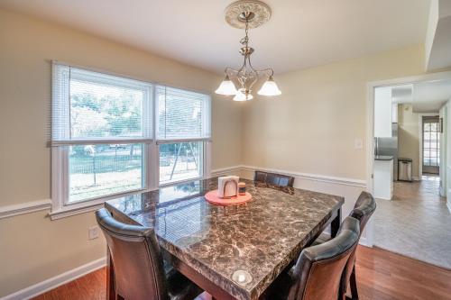 Centrally Located Spacious Abode Centrally Located Spacious Abode