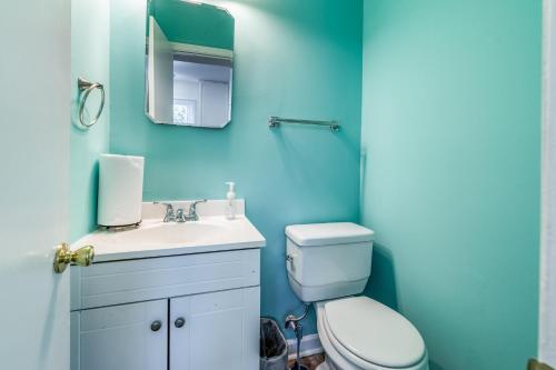 Centrally Located Spacious Abode Centrally Located Spacious Abode