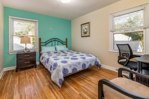 Centrally Located Spacious Abode Centrally Located Spacious Abode