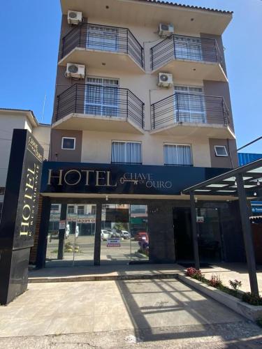 . Hotel Chave de Ouro