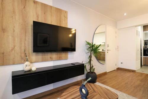 Great 2BR with Balcony in the Heart of Miraflores