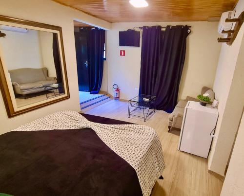 Deluxe Family Suite image 3