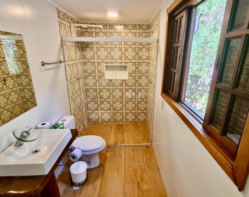 Deluxe Family Suite image 8