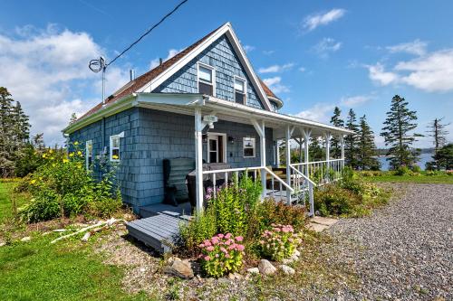 Nova Scotia Grover's Cove Seaside Cottages