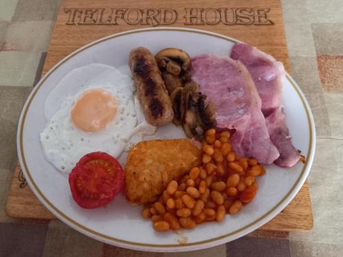 طعام و مشروبات, Telford House in قرب المركز