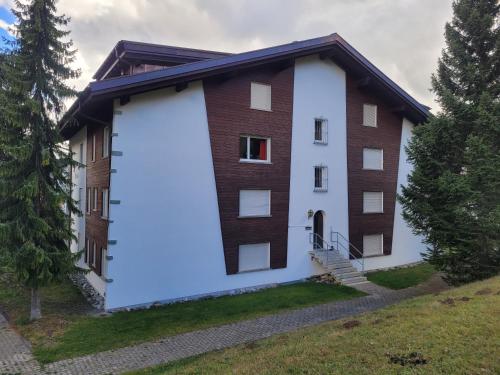 Palousa (150 Ro) in Valbella