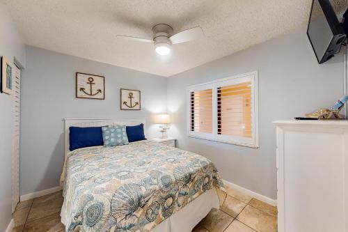 Reef Club 306 - image 35