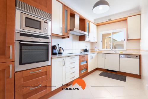 #130 Praia Village by Home Holidays - image 3