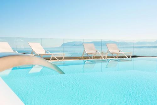 Marina di Petrolo Apartments - image 4