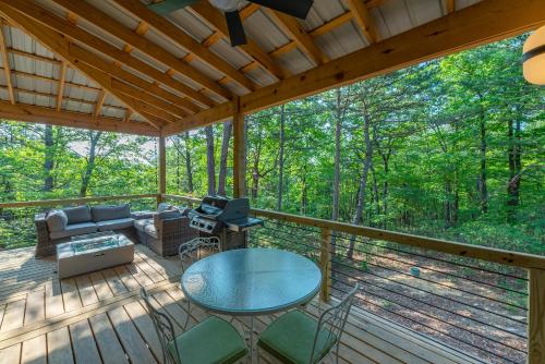 Wilderness Retreat Pet-Friendly Outdoor Adventure Oasis!