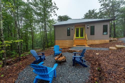 Wilderness Retreat Pet-Friendly Outdoor Adventure Oasis!