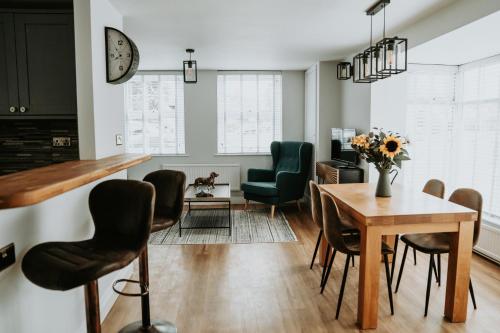 Kitchen, Retreat on the Green in Holt (Wiltshire)