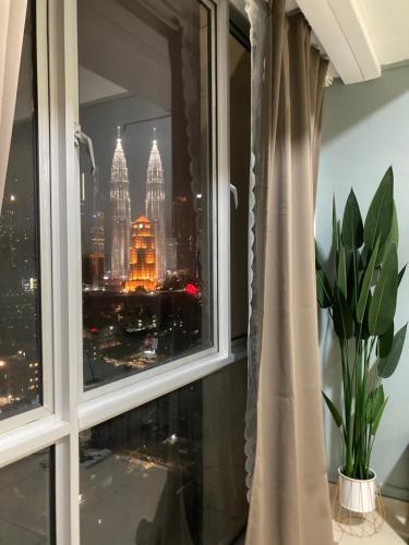Nour Homestay  KLCC View - COZY 2 - image 12