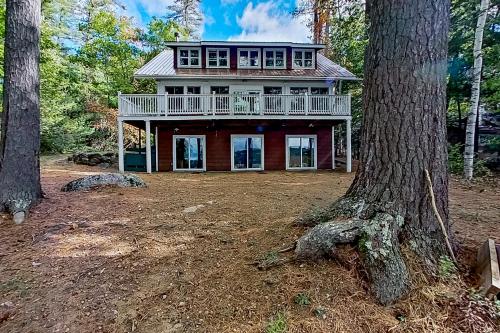 American Dream on Lake Winnipesaukee