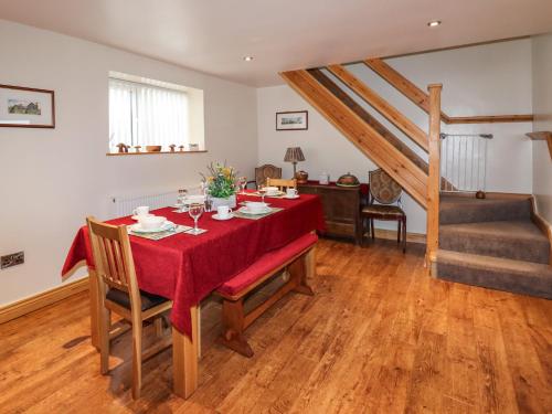 The Granary Biddulph Park - image 10