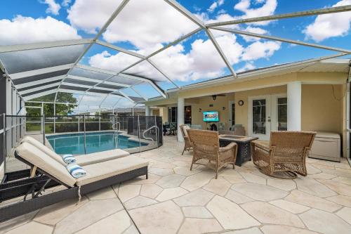 Villa Serenity NOW is the picture-perfect PET FRIENDLY Villa for you and your loved ones! - image 7