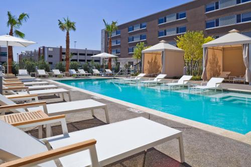 Element Las Vegas Summerlin image 23