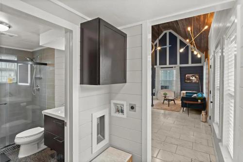 Tiny Victorian built on TV show 2br 1 ba in Gainesville, USA