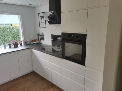  Nyrenoveret hus på landet med gratis parkering, Unterkunft in Viv