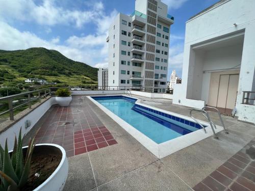 El Rodadero, 4 habitaciones con piscina y terraza