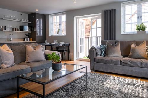 Modern Luxury Apartment In The Heart of Henley