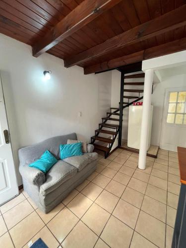 One-Bedroom Apartment image 5