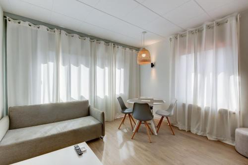Barcelona Beach Vibes Room Type - Superior Apartment