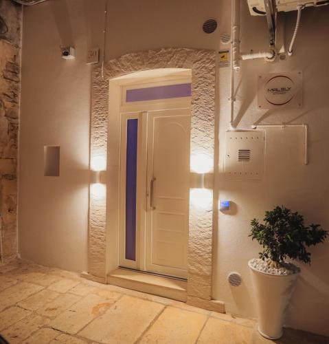 Exterior view, Romantic Suite with Private Jacuzzi Malely Suite in Martina Franca