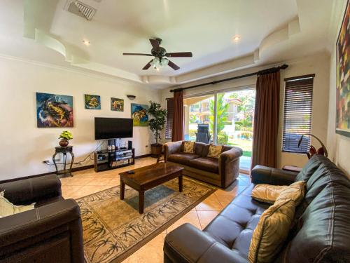 Espacioso Condominio en Pacific Sun in Еррадура