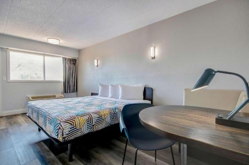 Motel 6 Columbus OH - OSU North - image 7
