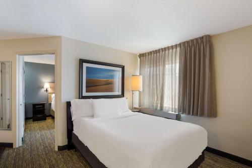 Sonesta Simply Suites Des Moines