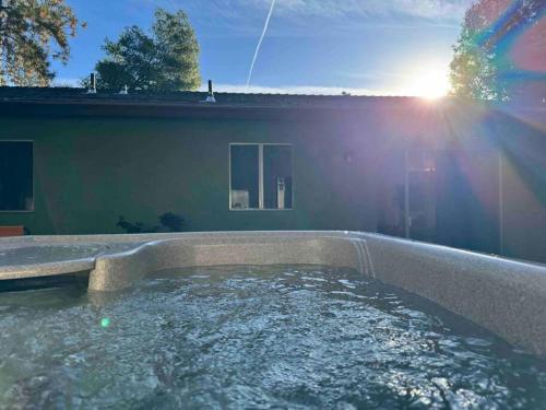 Apkārtne, Murphys Wine Country Getaway in Mērfijsa (CA)